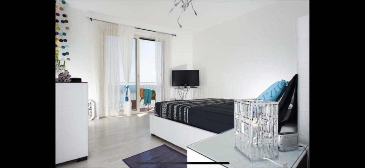Beach Penthouse Marisol 2Floors, Central Letojanni Exteriör bild